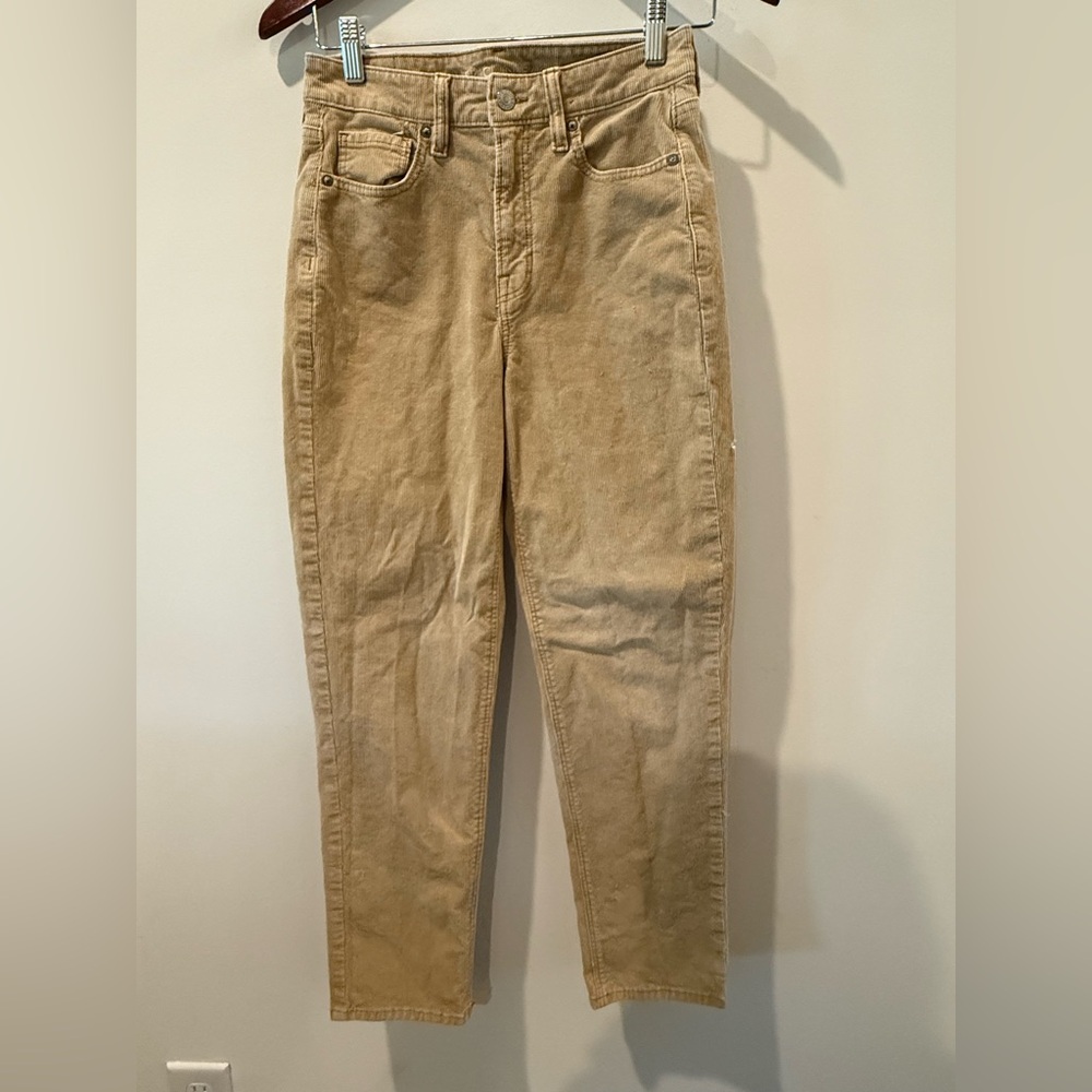 American Eagle Outfitters Women’s Corduroy Pants in Tan Size 4